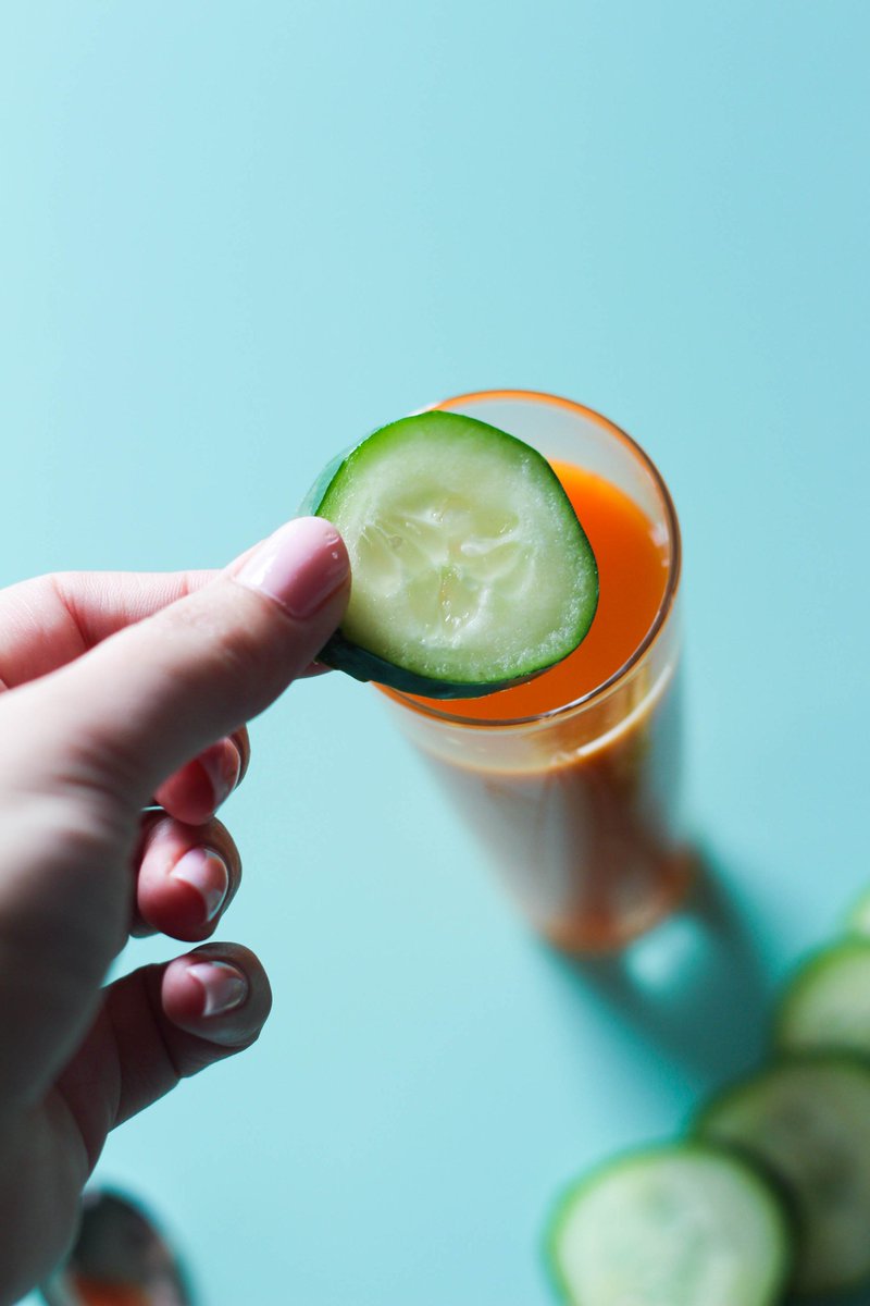 barrowsintense's tweet photo. Toast #PrinceHarry and #MeghanMarkle with The Last #Ginger by @FrostPetticoat, made with Barrow's #INTENSEginger, Cucumber #Vodka, simple syrup, and carrot juice: https://t.co/SI9WTII5nR
#RoyalWedding #RoyalWedding2018 #cocktails #drinks https://t.co/TjlTe6D3nY