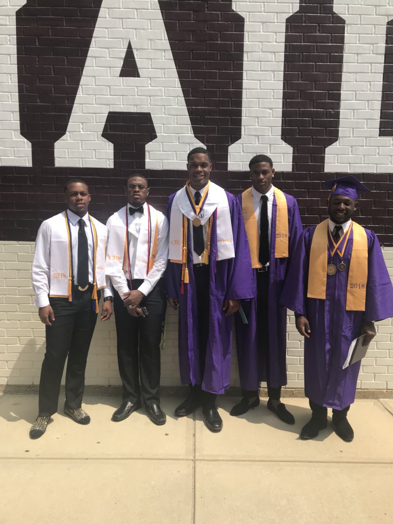 Casey22Smith's tweet photo. Moment of “Truth”🍼 .. just the beginning🎓✅ https://t.co/p8Kj74giw4