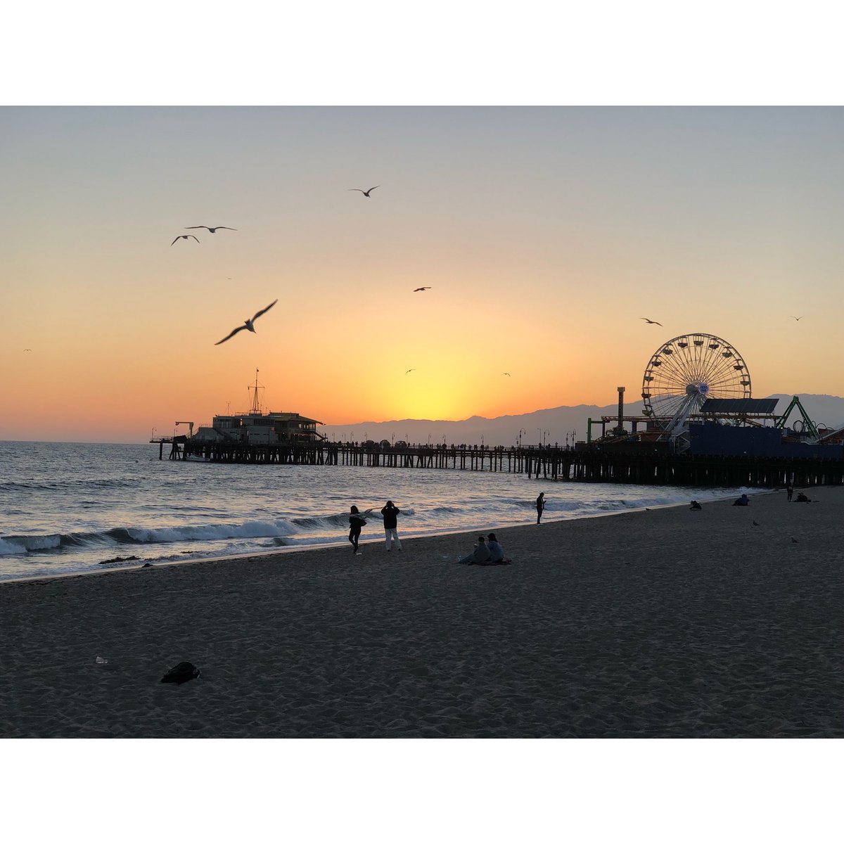 Melaa_C's tweet photo. Los Angeles, Californie. https://t.co/MVLXLlQdCt