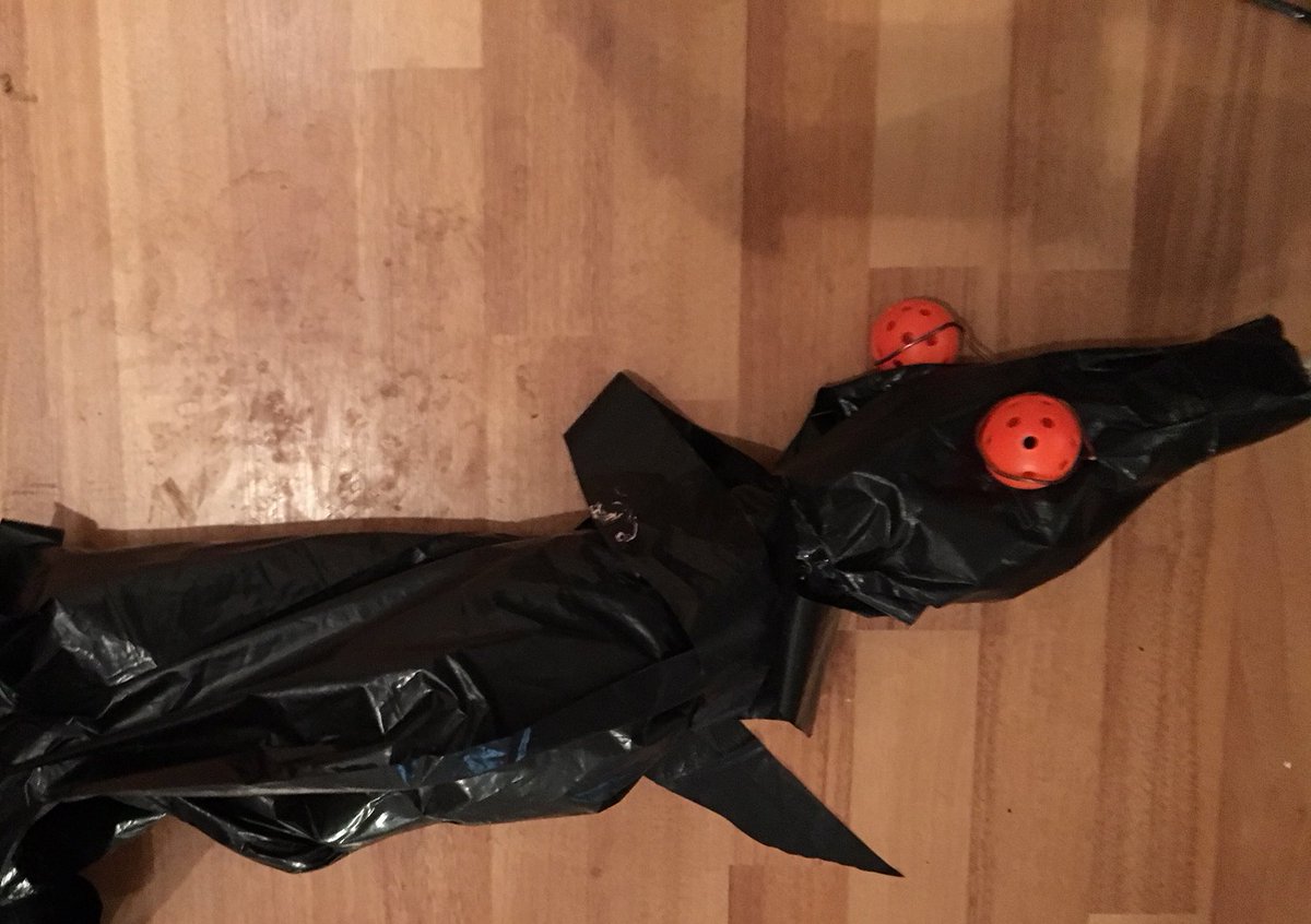 World_and_Eye's tweet photo. Trying to figure out how to quickly create puppets from trash for the Upcycle Section of "Still Life of an Orange and Other Puppet Parables" #HFF18 #TheBroadwaterLA https://t.co/pq2Vjv2wZR