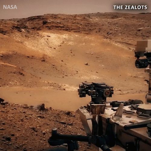 InterestingAsH's tweet photo. NASA is sending a helicopter to Mars https://t.co/Eg5YxrPYal