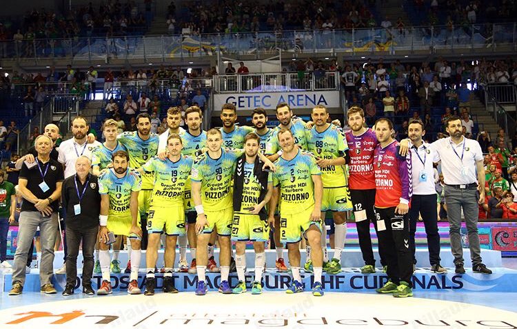 Barachet xavier (@barachet4xavier) on Twitter photo On s’incline en finale mais fier de notre parcours et de mes copains du <a href="/SRVHB/">Saint-Raphaël Var Handball</a> . On s’est battu comme des lions ! 🦁Aujourd’hui Berlin était plus fort mais on reviendra l’année prochaine! 💪🏻🔥 #ehfcup #handball #coupedeurope #srvhb
📷 <a href="/spillaud/">Stephane Pillaud</a> On s’incline en finale mais fier de notre parcours et de mes copains du <a href="/SRVHB/">Saint-Raphaël Var Handball</a> . On s’est battu comme des lions ! 🦁Aujourd’hui Berlin était plus fort mais on reviendra l’année prochaine! 💪🏻🔥 #ehfcup #handball #coupedeurope #srvhb
📷 <a href="/spillaud/">Stephane Pillaud</a>