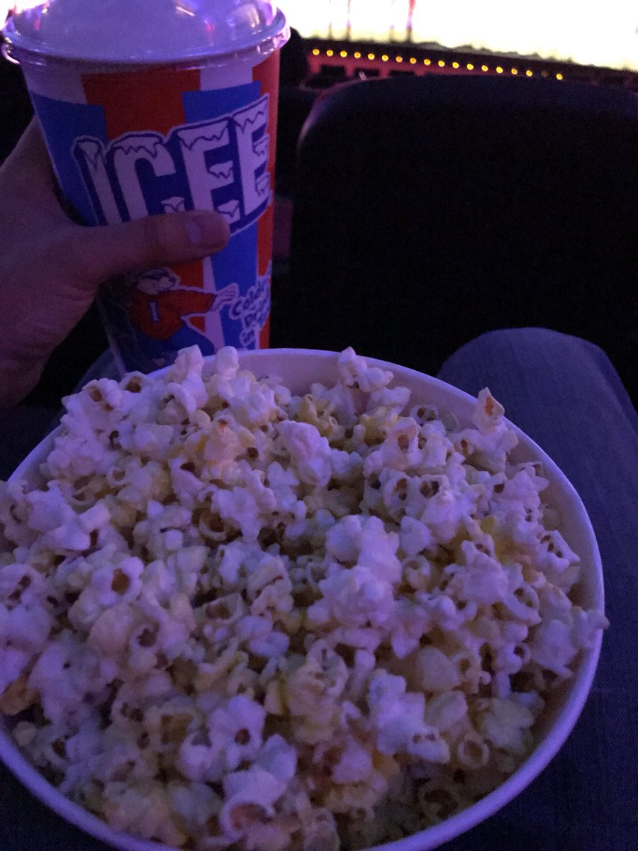 ShaneWhite22's tweet photo. Icee and popcorn #tradition #Deadpool2 https://t.co/Y3AazoUApf