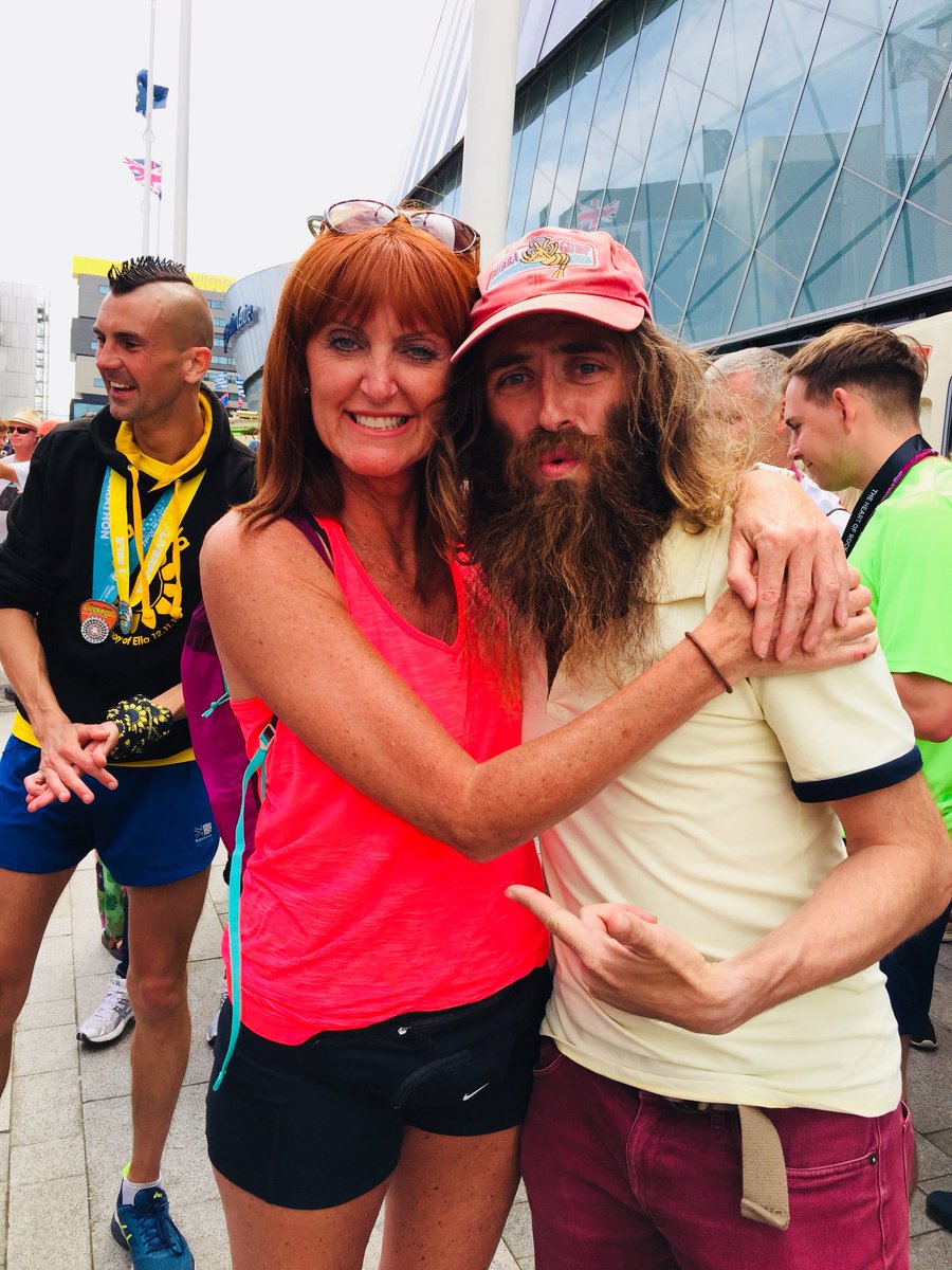 DawnOneBodyPT's tweet image. Highlight of today at #RnRLiverpool was meeting @runroblarun