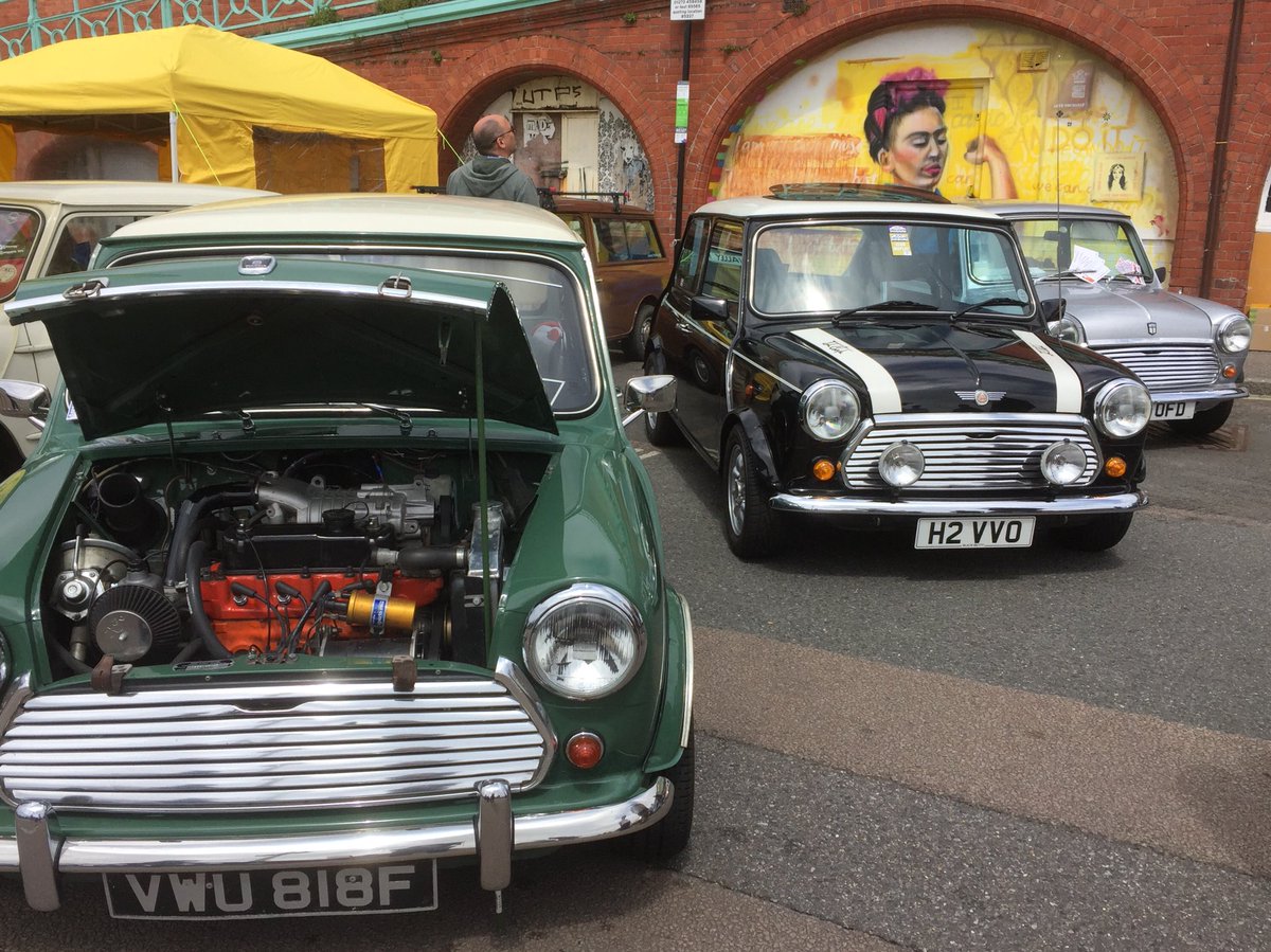 SurreyHillsMini's tweet photo. Another amazing London to Brighton Mini Run, well done to #lsmoc for organising. #l2b2018 #london2brighton https://t.co/7smH3E1P37