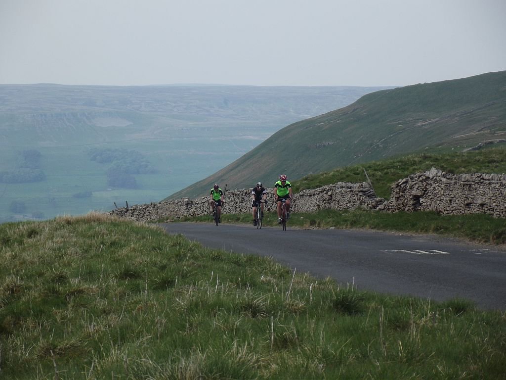 Wensleydaler's tweet image. Fleet Moss, last 3 head for the summit #etapedudales #raynet