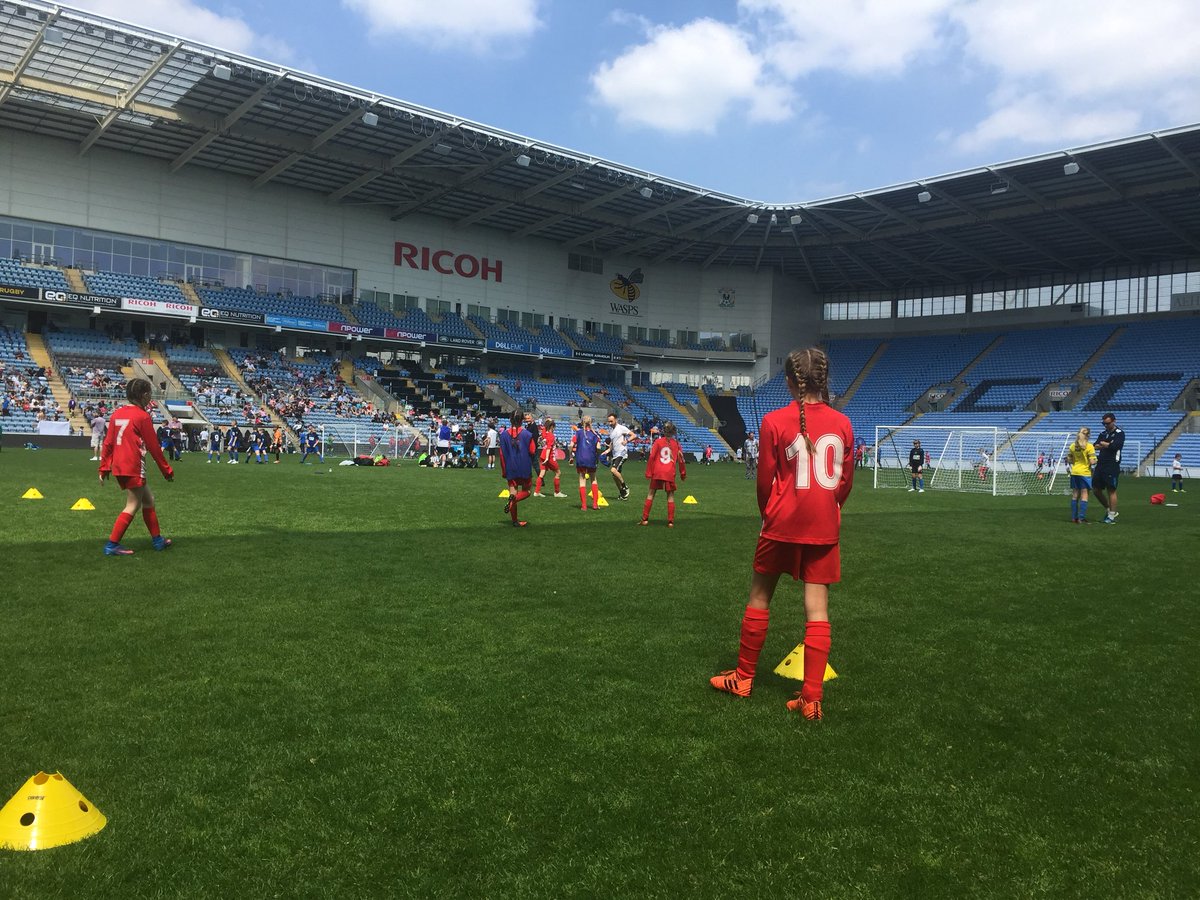 MrMWalker_PE's tweet photo. What a pleasure it was to take a special group of year 5/6 girls to the Ricoh arena for the national cup final. We only went and won it! BEST GIRLS FOOTBALL TEAM IN THE COUNTRY!!! ⚽️🥇#proud https://t.co/Nevhn7WjN1