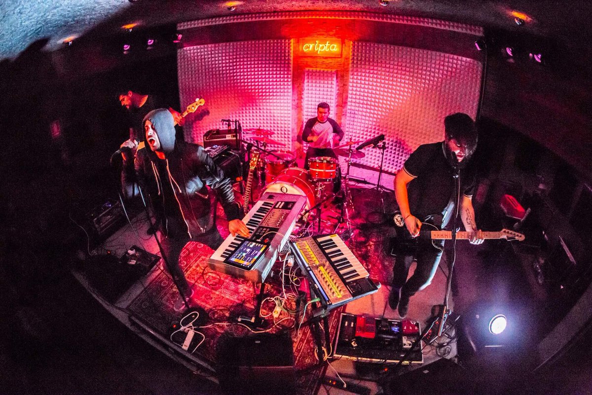 empty_files's tweet image. last friday at #lacripta 
Convent Garden 
photo by Jesse Borrell