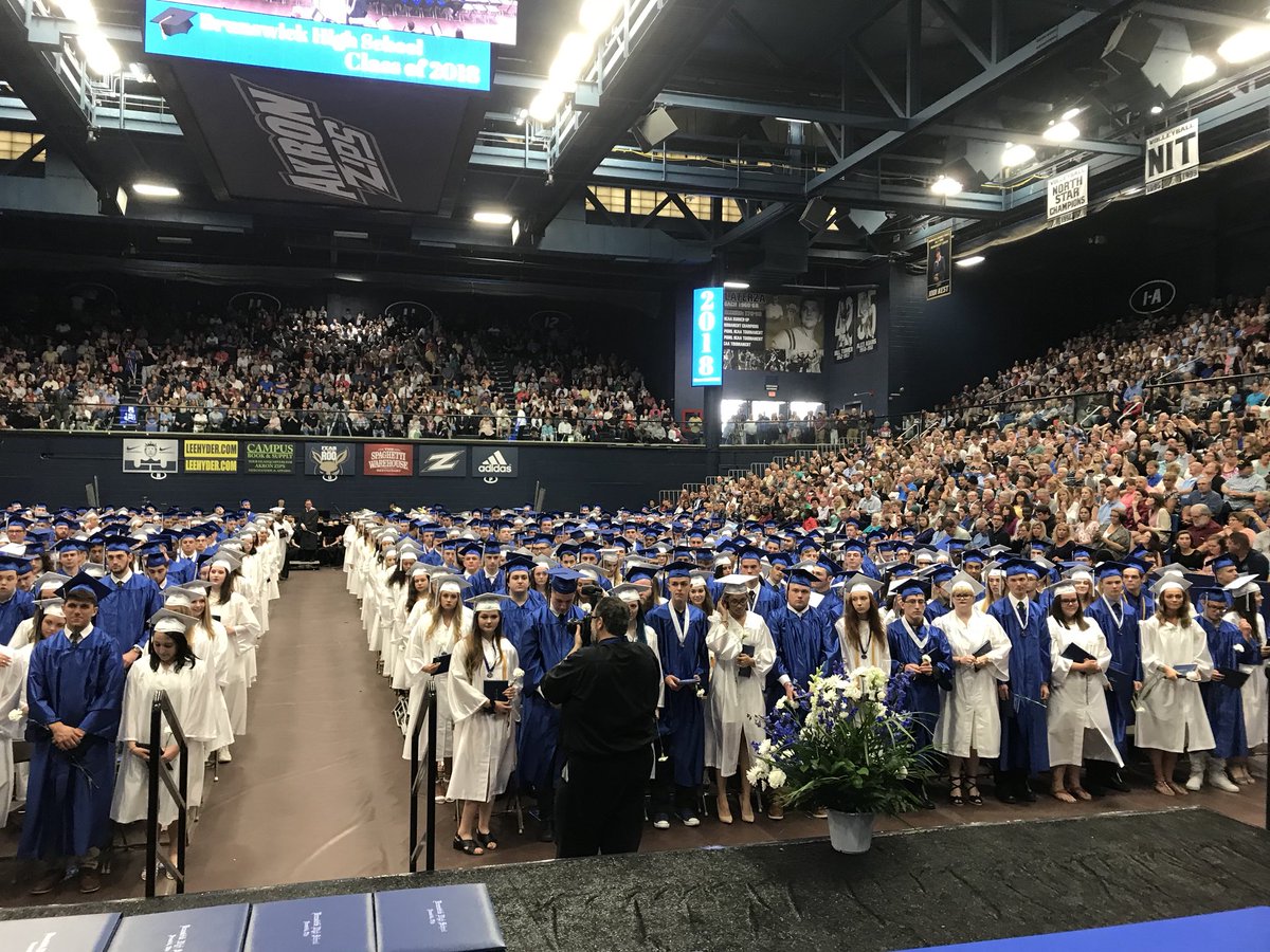BHSMerrill's tweet photo. Congratulations to the Class of 2018!  Good luck as you begin the next phase of your life. @BrunswickCSD @BrunswickHSOHIO @BHSClassOf_2018 https://t.co/0AIBpz91fB