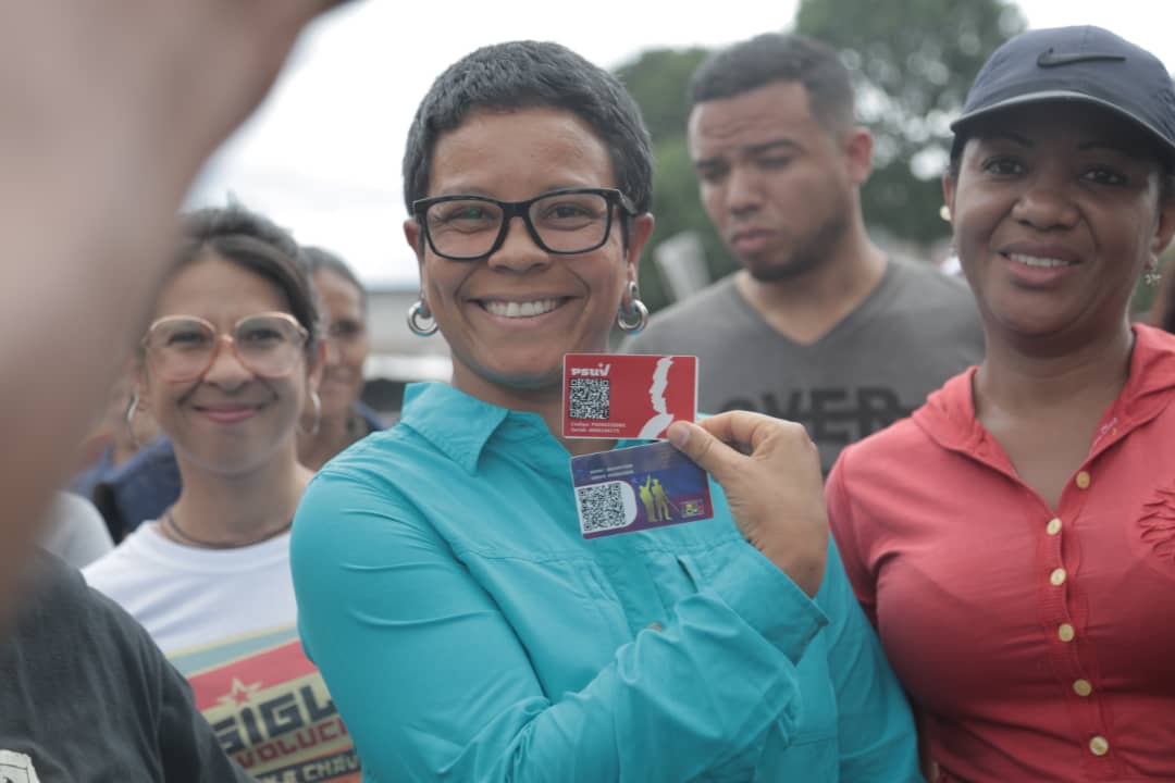 Erika Farías Peña tweet media
