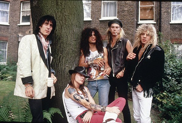 [Entrevista] Axl, Izzy, Slash: La última unidad de L.A. Glam - Metal de Los Ángeles se lanza a lo grande (1987). DdqdmE-V0AUfW4-