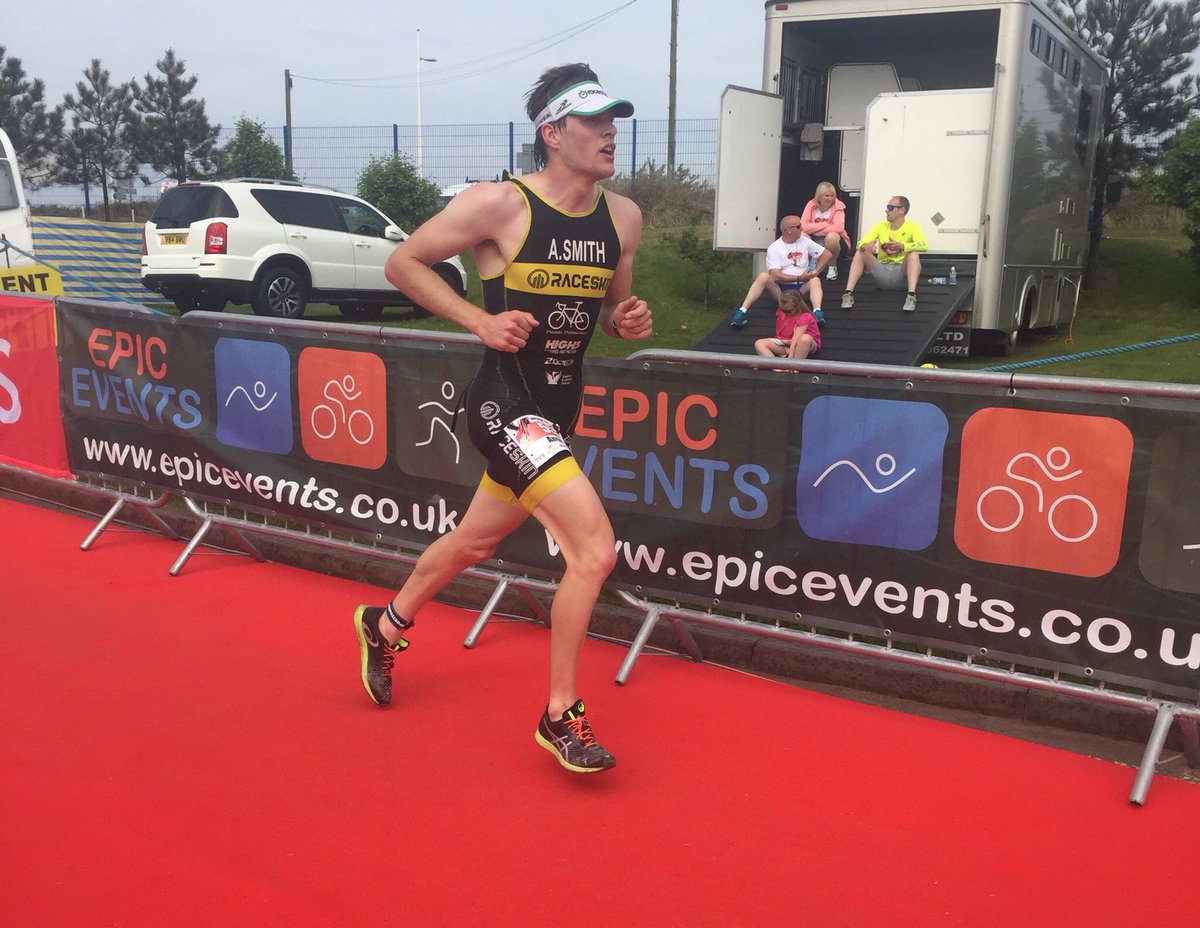 smithtri95's tweet image. How my race went at National standard distance triathlon champs at @EpicEventsLTD Southport tri today! Thanks @BritTri @TriEngland ☹️👎🏻 #nationalchamps #racing #triathlon #winnerbutnomedal #swim #bike #run #teamemgus #nationalchamps