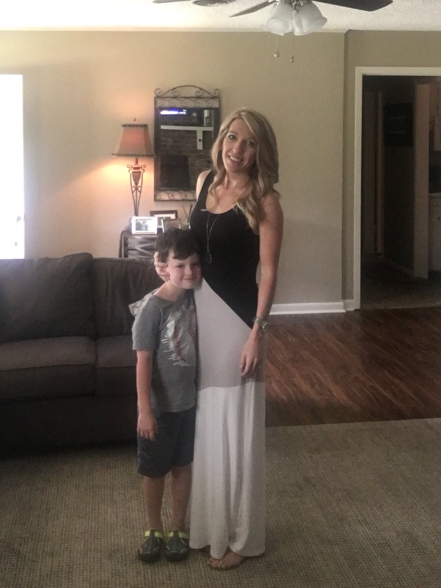 KellyTarrWright's tweet photo. In an attempt to give my mom thanks for the new dress, I got a good pic with my favorite 6-year-old in the world!! #sunday #lovemyboys #allthreeofthem #theotheronewasnapping https://t.co/G3DudHIELW