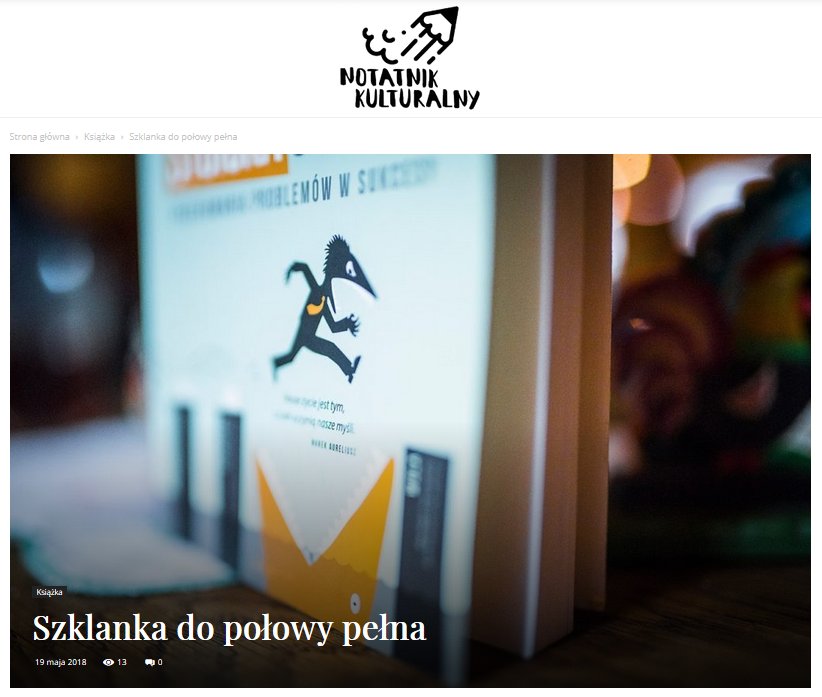 notkulturalny's tweet photo. Bywa, że książka wpada nam w ręce w samą porę. Ratuje życie, amortyzuje wstrząsy, toruje właściwe myślenie, podsuwa rozwiązania...
https://t.co/jJFJxEo4H7 https://t.co/WDzdqySpA0