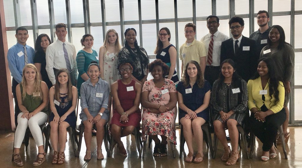 altriangle's tweet image. And finally...here are the fantastic #scholarship recipients for 2018! 👨🏼‍🎓👩🏾‍🎓👩‍🎓  #Congrats and best wishes in #college!  Keep in touch!  We’d love to hear about all your successes.  @ALNational