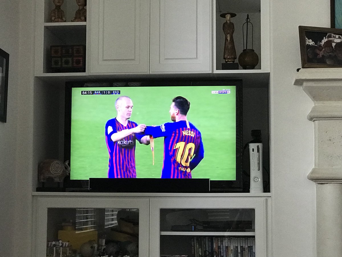 RBorjas11's tweet photo. #Infinit8Iniesta https://t.co/WTyZh2jCWo