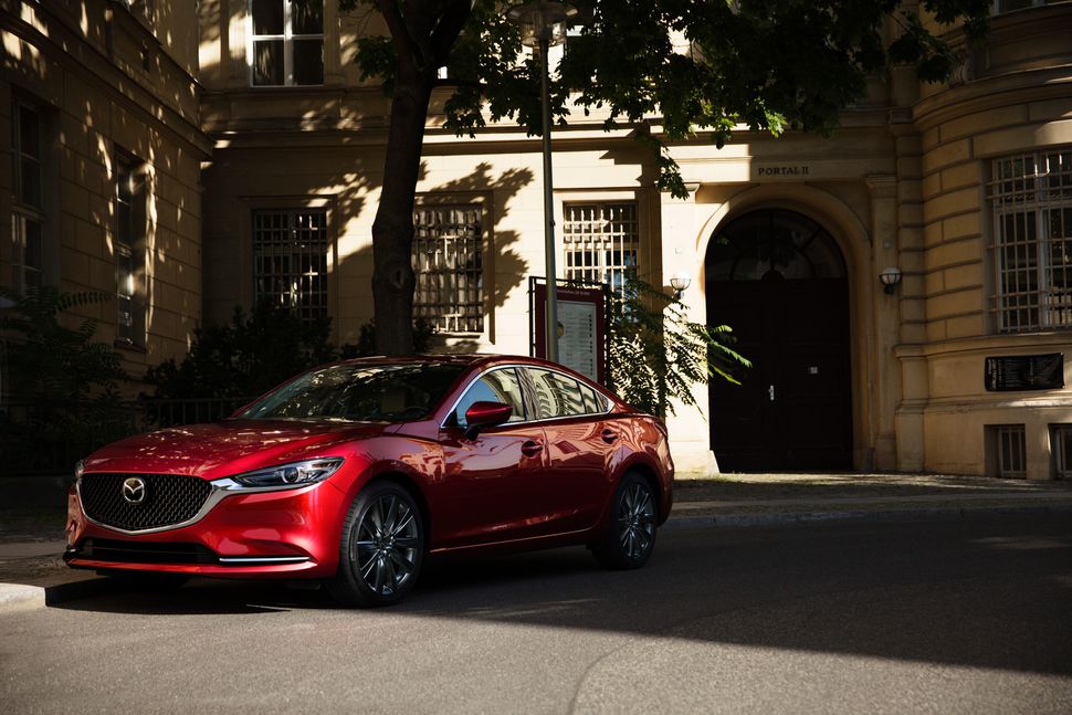MazdaElCajon's tweet photo. The 2018 #Mazda6 is now smartphone compatible with Apple CarPlay and Android Auto. 📱 #MazdaElCajon

Read More: https://t.co/x5oTcueFwC https://t.co/iyGWO01PRE