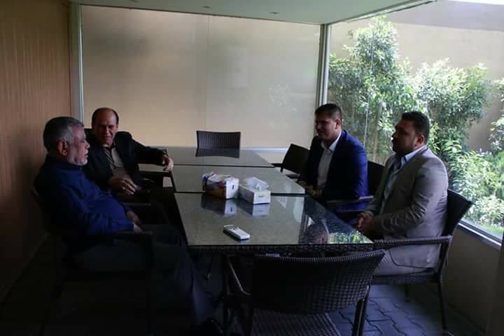 Taze_Nahiyesi's tweet photo. دكتور احمد حيدر يبحث مع الحاج هادي العامري مسئلة التزوير وايجاد حلول له
وزار الوفد مكتب الحاج هادي العامري في بغداد والتقوا به وتباحثوا عدة نقاط اهمها:تباحثوا عملية التزوير التي حصلت في كركوك وتبديل النتائج وشكر الحاج العامري الدور المميز للوفد على وقوفهم مع المتظاهرين. https://t.co/YIIvWQ9UyW