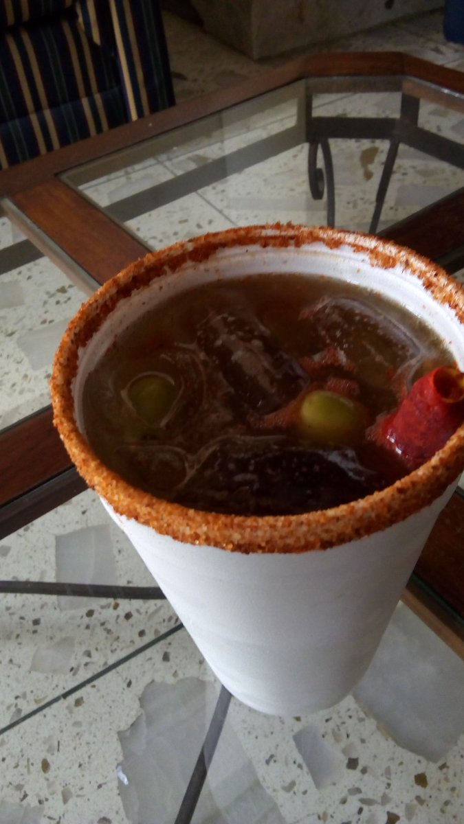 Cryscora's tweet photo. Pa la calor! #mesofoco https://t.co/UFLCHTu7Zy