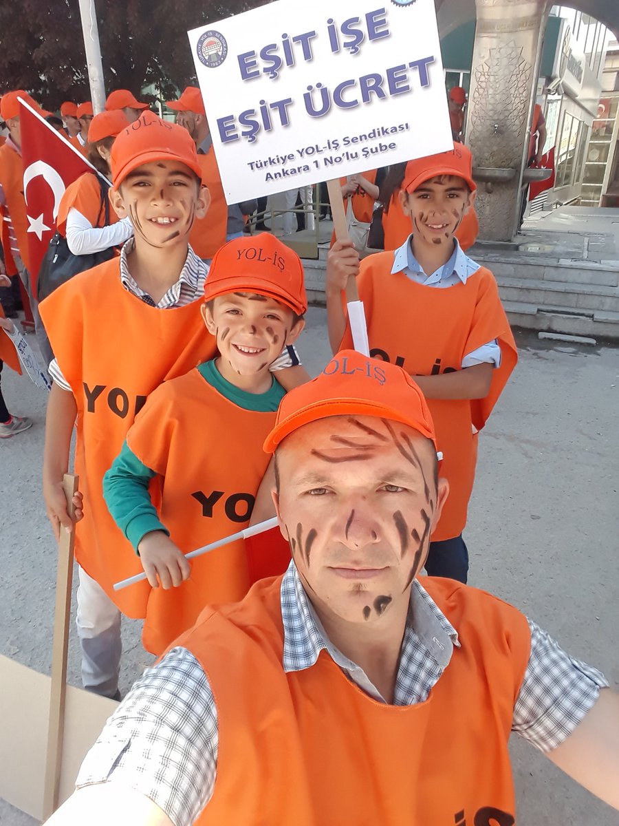 Süleyman seremet (@seremetsuleyman) on Twitter photo Turkiyenin zencileri #karayollari işçileri 24 Haziran seçimlerine gümbür gümbür geliyor bekleyin <a href="/ankara_kusu/">ANKARA KUŞU</a> <a href="/jsarieroglu/">Jülide Sarıeroğlu 🇹🇷</a> <a href="/fethigurer/">Ömer Fethi Gürer</a> <a href="/turkiskonf/">TÜRK-İŞ</a> <a href="/naci_agbal/">Naci AĞBAL</a> <a href="/ahmetarslan36/">Ahmet ARSLAN</a> <a href="/vekilince/">Muharrem İNCE</a> <a href="/fethigurer/">Ömer Fethi Gürer</a> <a href="/meral_aksener/">Meral Akşener</a> <a href="/T_Karamollaoglu/">Temel Karamollaoğlu</a> <a href="/dahadaIYIolacak/">iYi PARTi</a> bakalım o sandiktan kadro cikarmi Turkiyenin zencileri #karayollari işçileri 24 Haziran seçimlerine gümbür gümbür geliyor bekleyin <a href="/ankara_kusu/">ANKARA KUŞU</a> <a href="/jsarieroglu/">Jülide Sarıeroğlu 🇹🇷</a> <a href="/fethigurer/">Ömer Fethi Gürer</a> <a href="/turkiskonf/">TÜRK-İŞ</a> <a href="/naci_agbal/">Naci AĞBAL</a> <a href="/ahmetarslan36/">Ahmet ARSLAN</a> <a href="/vekilince/">Muharrem İNCE</a> <a href="/fethigurer/">Ömer Fethi Gürer</a> <a href="/meral_aksener/">Meral Akşener</a> <a href="/T_Karamollaoglu/">Temel Karamollaoğlu</a> <a href="/dahadaIYIolacak/">iYi PARTi</a> bakalım o sandiktan kadro cikarmi