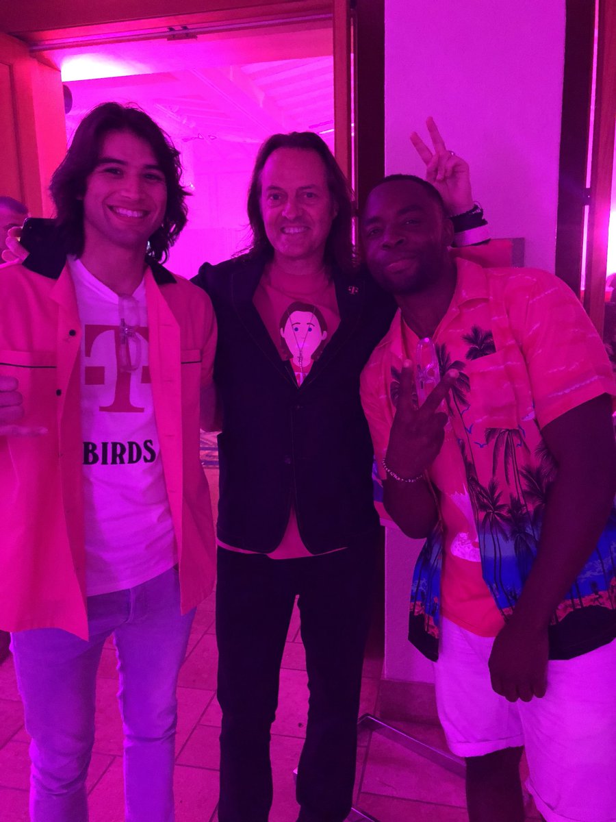 About last night @JohnLegere @Joejunemusic #LiveMagenta #TMobileTBirds #Peak18 #SWisBest #HollywoodDistrict