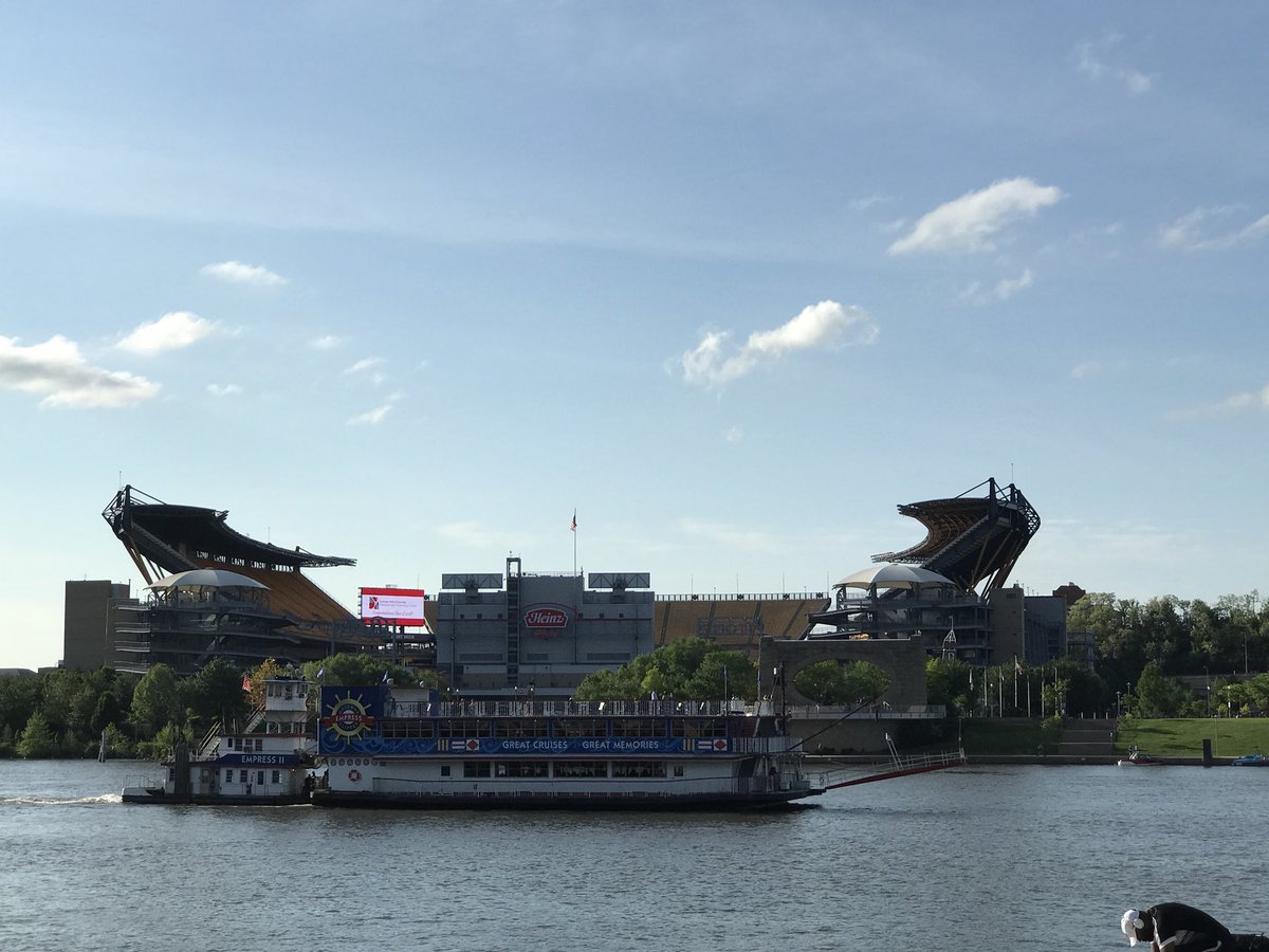bigbenzaburgh's tweet photo. π»πΊAn afternoon at The Point #Pittsburgh @GatewayClipper @heinzfield Fort Pitt #pghambassador #LovePGH #SoMePGH #PGH βοΈπ https://t.co/BpL6SBIOr0