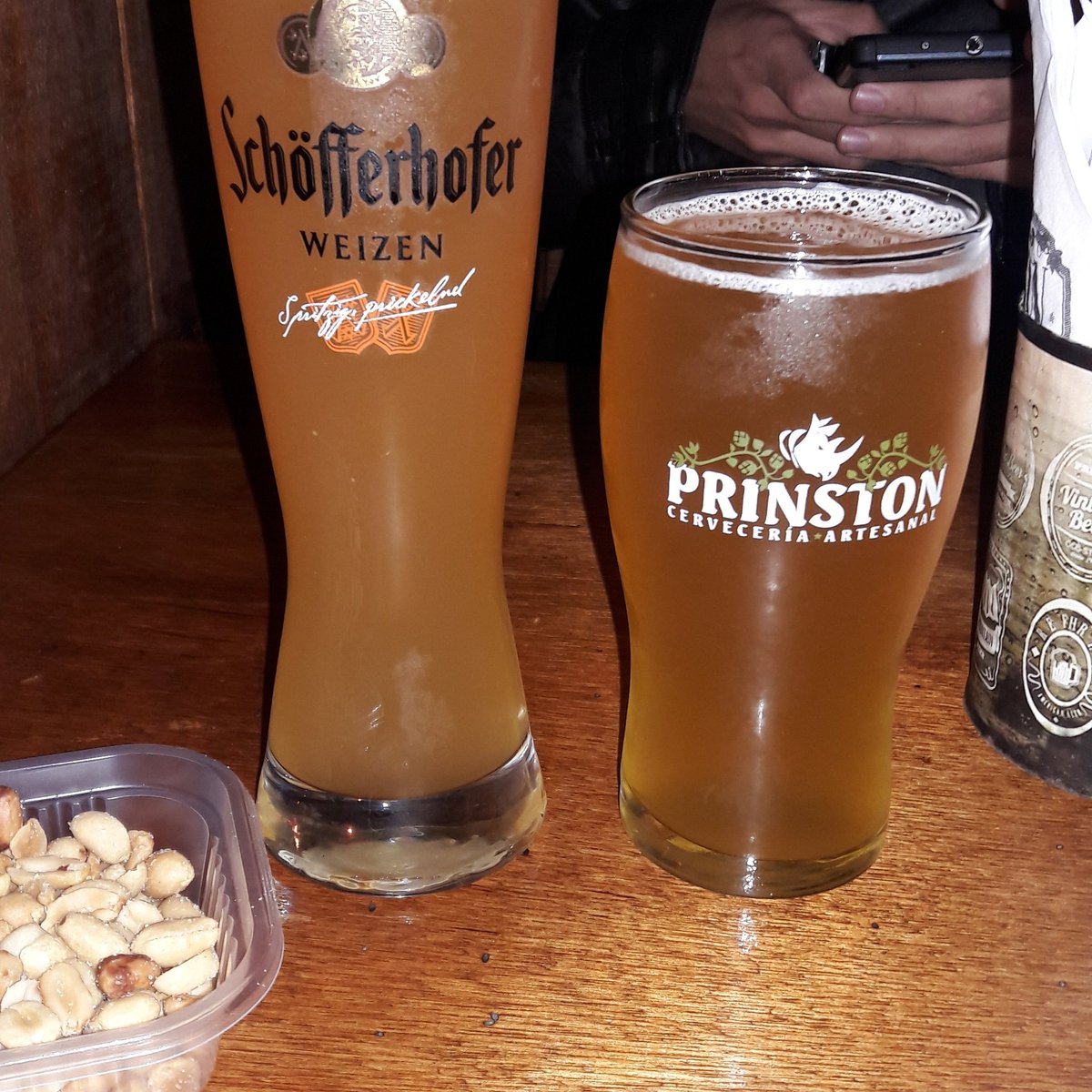 OlbapMaiden's tweet photo. #domingo #prinston #salida
Salida con mi hijo domingo noche de Deadpool 2 y cerveza!! https://t.co/LfQWoTzEys