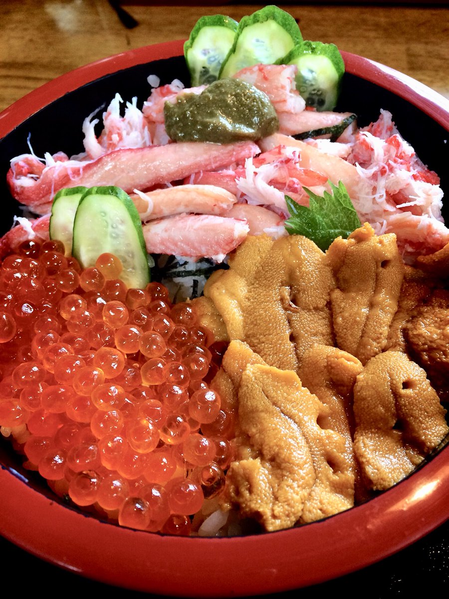 旬の漁師料理 和泉 V Twitter おはようございます 晴天の水木しげるロードです 今日の日替わり弁当は 鯖の煮付け お待ちしております 境港市 水木しげるロード 海鮮丼