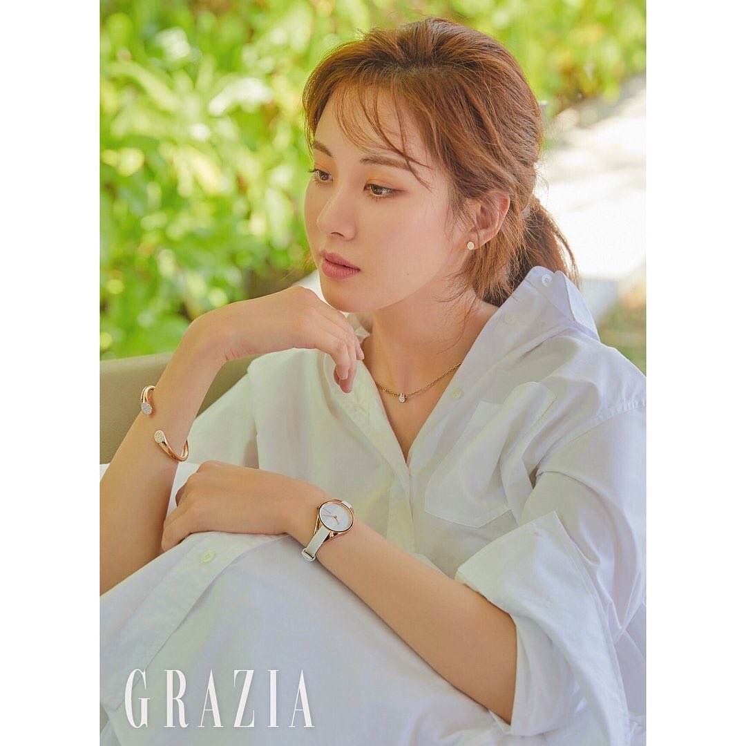 seohyuntwunion's tweet photo. 180521 ๅพ็ Instagram Update
Good morning :)
#Grazia 6ๆไปฝ็็ซๅ ฑๅ
ฌ้ไบ๐
#CCcollect #CalvinKleibWatchAndJewelry
https://t.co/4bmPMLchYd https://t.co/7IracyiN7m