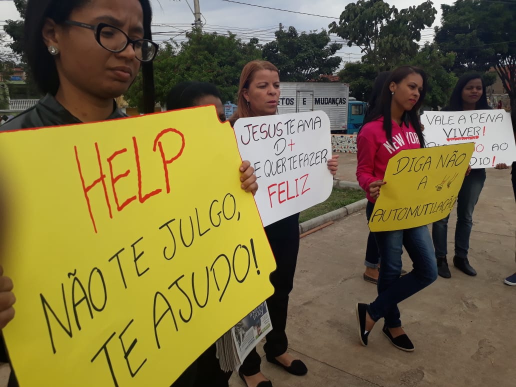 EdilainedeJesu6's tweet photo. Nao ao suicidio nos da fju acreditamos em voce https://t.co/SfLEUp7cfv