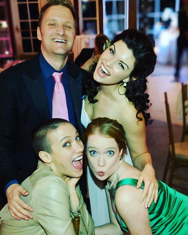 TheaBrooks's tweet photo. #lucytour #reunion #the29ers #nerds #weddings #love https://t.co/QBvjBsqvfN https://t.co/20FC26wxV7