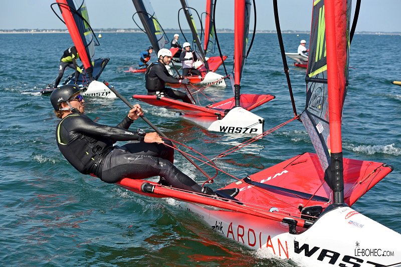 ENVSN56's tweet image. National #WASZP jour 2⃣ à l'@ENVSN56  
6 courses aujourd'hui dans un vent assez faible