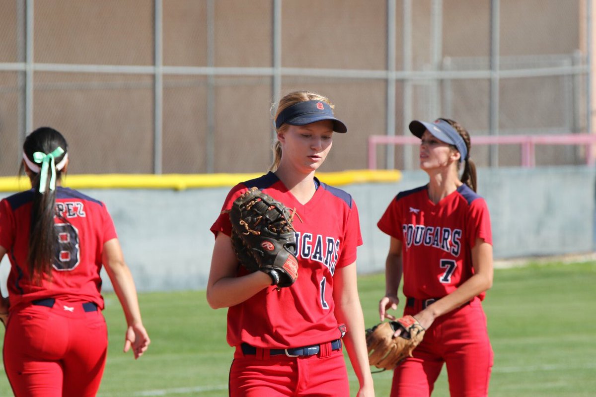 Congrats to Mattie Goerke, Bela Goerke, Kayley Johnson and Robyn Oppel for earning 5A All City Honorable Mention