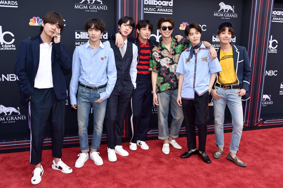 .<a href="/BTS_twt/">방탄소년단</a> looks SOO good at the #BBMAs.