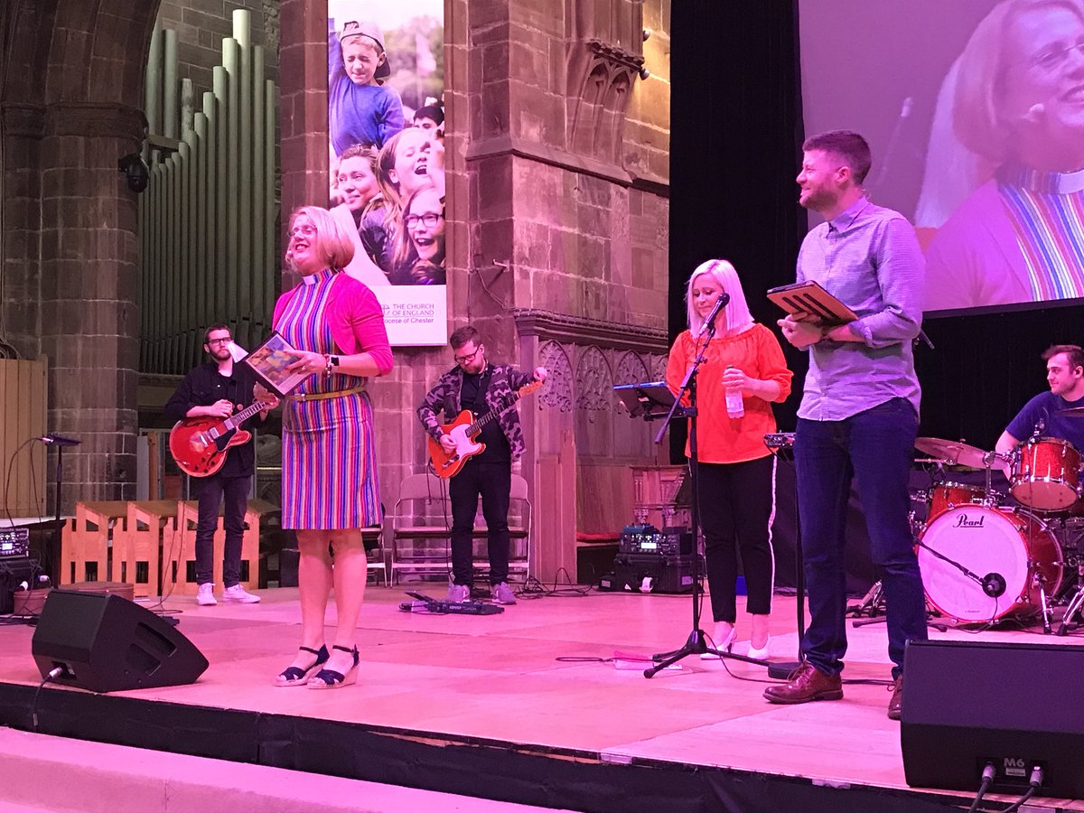 _andyglover's tweet photo. Led the Intercessory Prayers for the Civic Service @ChesterCath as the new Lord Mayor of Chester took office and the @thykingdom_come Beacon Event where I got to speak on #KingdomUnity to a 1000 Christians as we worshipped God together from across @ChesterDiocese @_LinkUp #TKC18 https://t.co/24nKoSpzTo