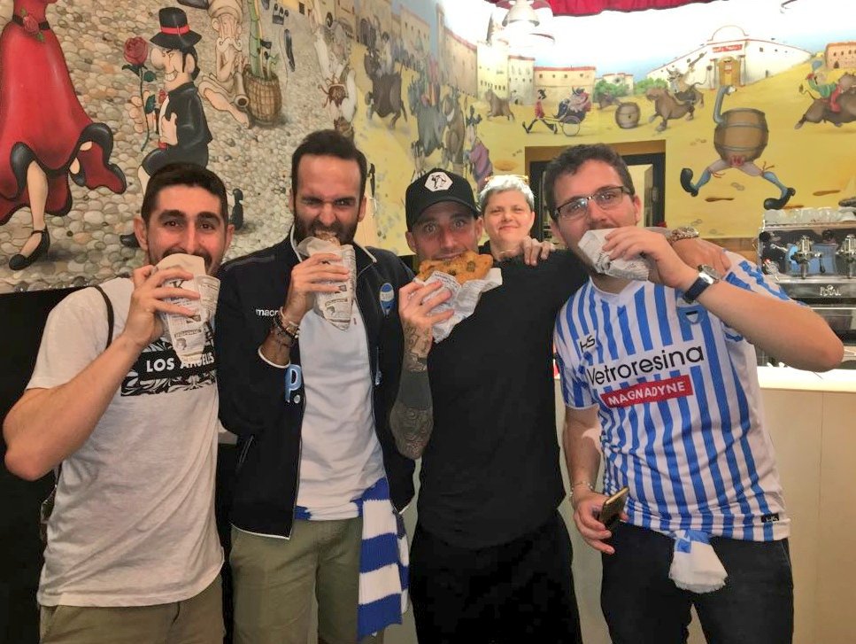 SempliSce's tweet photo. Pippo Costa &amp; friends

#fotine
#spal
#semplisce
#ferrara https://t.co/itcpNQoVKc