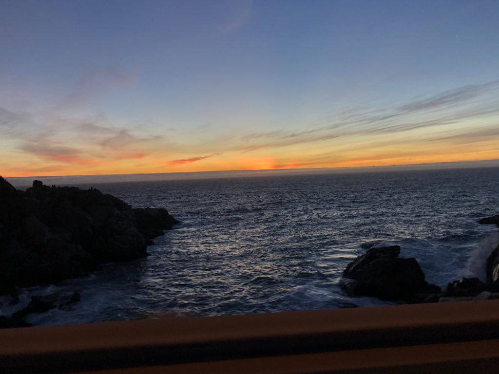 Franmanguay's tweet photo. #viñaDelMar 🌅
18:15
#18Grados https://t.co/EGEWW0AR7T