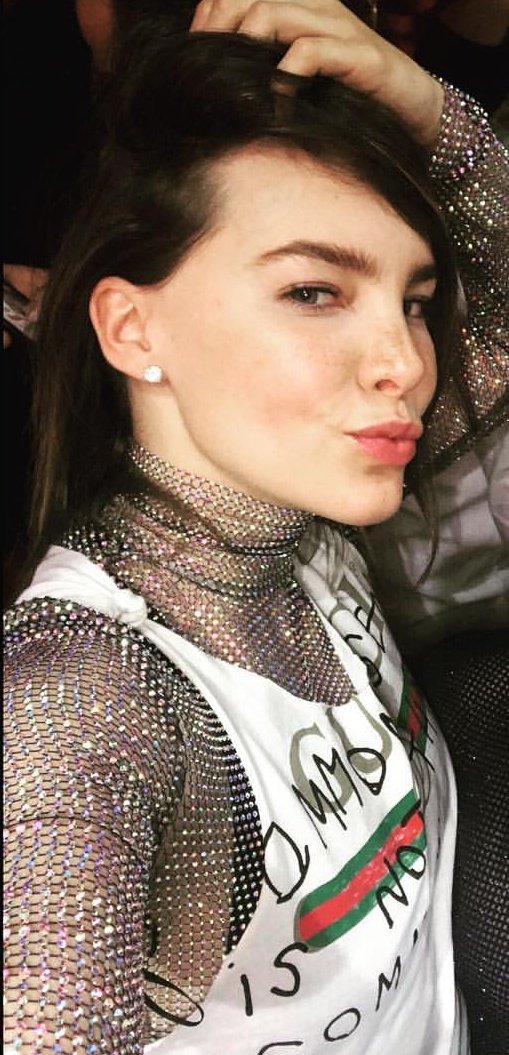 mharboots's tweet photo. asuuuuuu si me vuelvo lesbiana ...eres bien pinches hermosa mi @belindapop #GuapaComoSiempre ๐๐๐๐๐๐๐๐๐ https://t.co/yv88UNw7Ka