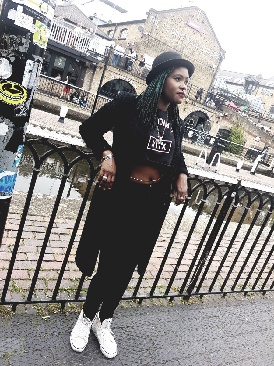 TheAishaPeters's tweet photo. #aishapeters #ItsaloveEP 
To be #launched
@ #camdenlockside more details to come! 😊 🎤🎶🎵 #singerlife #musically #singersongwriter #bowlerhat #rippedjeans #longblackcoat #vans #croptop #silverjewelry #waistbeads #camdenlock 
#instagramsing #instagrams #instgramhub #instgramer https://t.co/r9QPgIcoK8