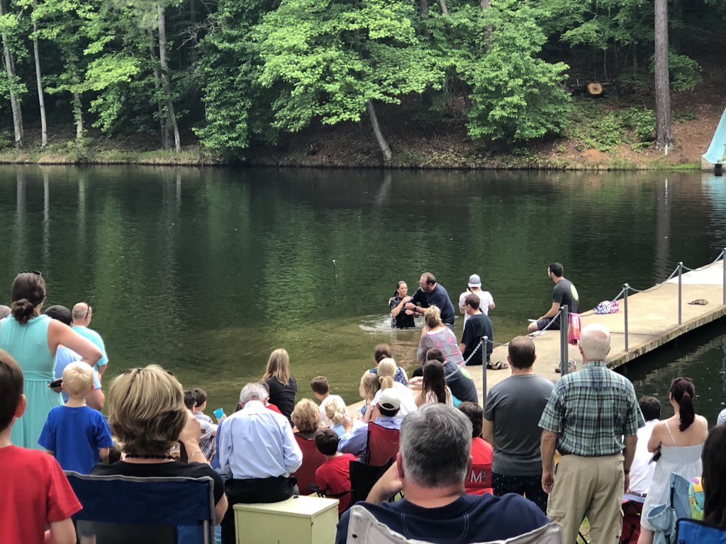 BayLeafLife's tweet photo. Outdoor baptisms at @NewLifeCamp. What a great time with our church family! https://t.co/dhucX9Cb2i