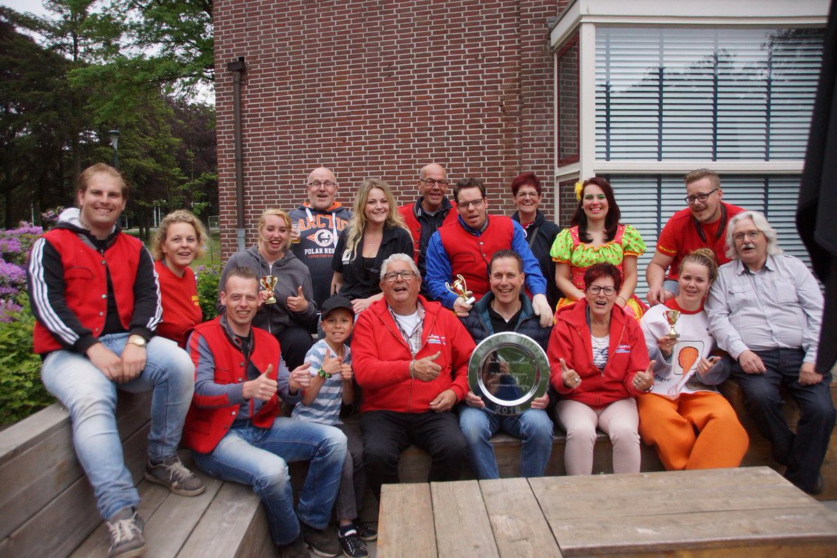 Webfm_tv_'s tweet photo. Benny Bollo dé Mascotte van Maas en Waal is EERSTE geworden op de NK Mascotte.
Foto's: Dennis Peters. Meer foto's: https://t.co/skrPjAyv3L https://t.co/VfLhR3s1Uy