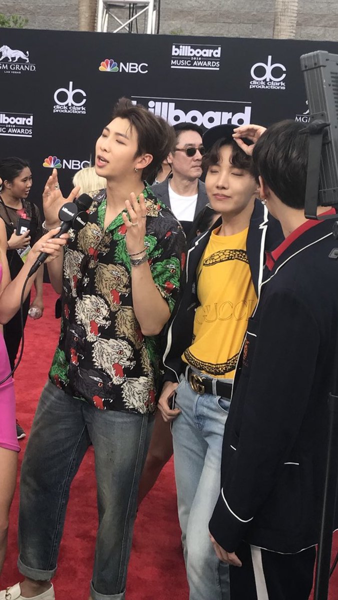 namseokpics's tweet photo. They look HOT #IVoteBTSBBMAs https://t.co/CFscBzMLNw