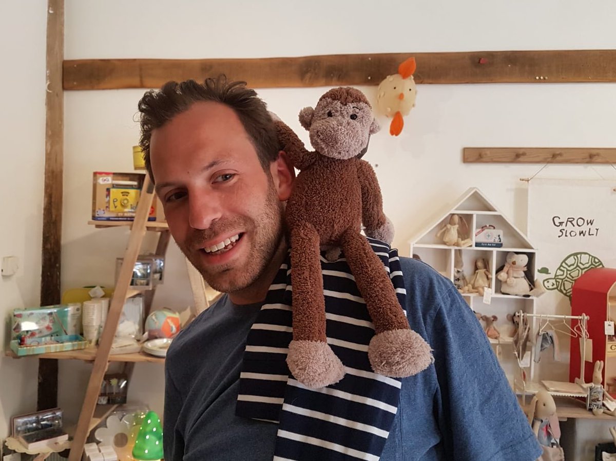 sawyeraaa's tweet photo. Finally united with the cheeky #monkey 🐒I always dreamed of #marmoset #monkeymania #imaginaryfriend 🙈🙉🙊 #monkeyslave #planetofmonkeys #I❤️monkeys*WAY*toomuch https://t.co/EX8FfLjFzA