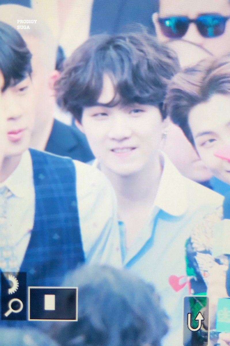 PRODiGYSUGACOM's tweet photo. 180520 BBMA : PREVIEW
#슈가 #SUGA #iVoteBTSBBAMAs https://t.co/GbzN6wvZXz