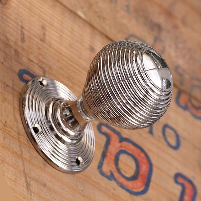 ATCFlooring's tweet image. A beehive doorknob finished in #polishednickel is a masterpiece of design. Cold and sturdy in the hand and captivating to look at.
——————————————-
#beehivedoorknobs #beehiveknobs #doorknob #doorfurniture #nickel #nickeldesigns #nickeldecor #worldbeeday #… ift.tt/2LgGwEf