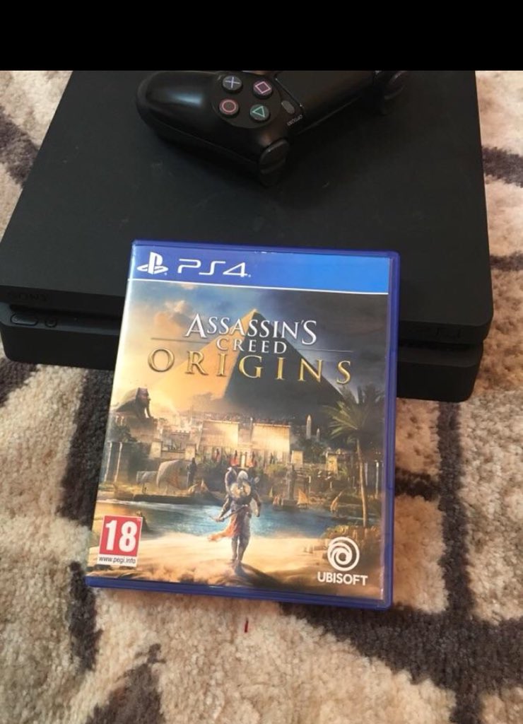 sooq777's tweet photo. للبيع سوني 4 سليم ١٠٠٠قيقا 
معه شريط واحد 
ويد واحده 
فيه تعليق خفيف ميذكر 
سوم وصل ٩٣٠
لبيع قريب 
تواصل وتس اب /0567664911
الموقع بريده https://t.co/cY7d9Eoy4b