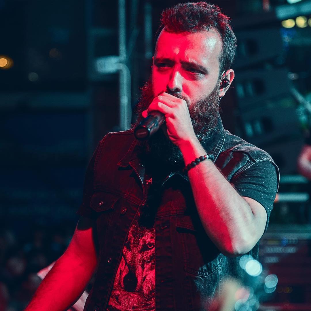 The only thing you have to do in life is believe in yourself and believe who tha fck you are !
-Matt Barlow / Iced Earth