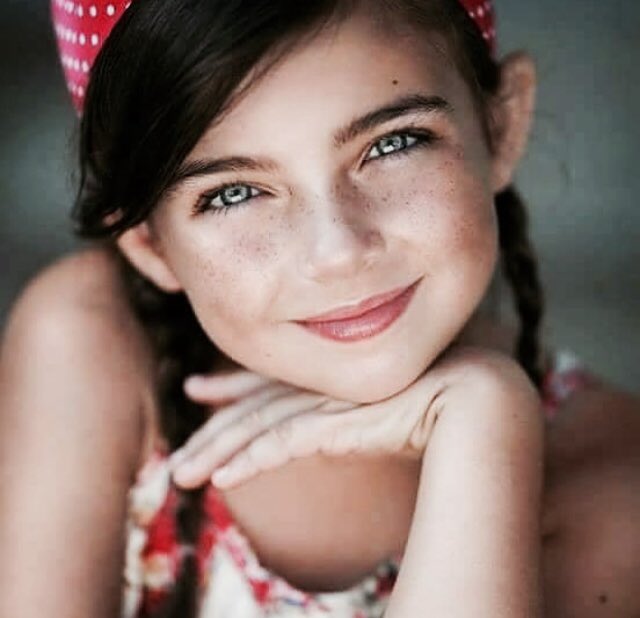 H600_'s tweet image. انا لااحقد ابداً 
فأن راق لي احدهم 
فهو داخل قلبي
وان صدمني بحقيقتهُ 
فهو خارجهُ
وانتهت القضيه ..!

#جنون_الحرف