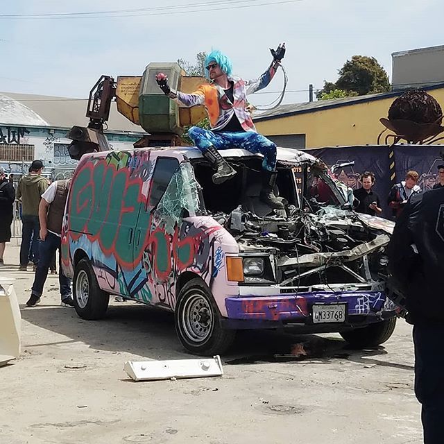 MegaBots's tweet photo. The dastardly Mork Zuckerborg reveling in his own wreckage. #megabotslive #thewreckoning https://t.co/Dkz1yvX3Wn https://t.co/XhyFFY1e1h