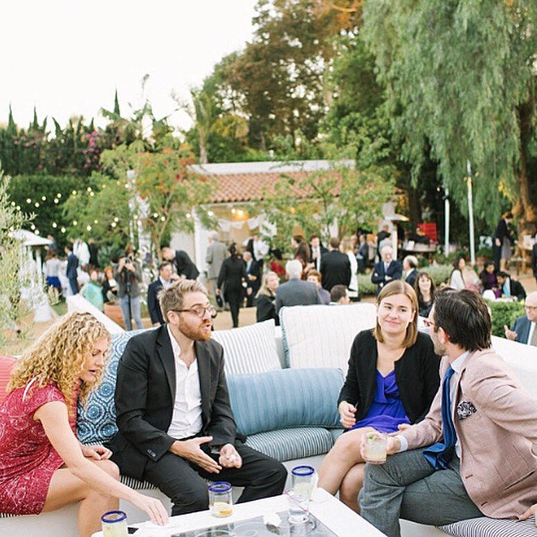 uscout_com's tweet image. Having a wedding or hosting an event? Look no further than this L.A.  location on 1/2 an acre with pool, bocce court, rose garden, tennis court, sauna and much more. #Uscout #wedding #event #eventplanner #locations #venues